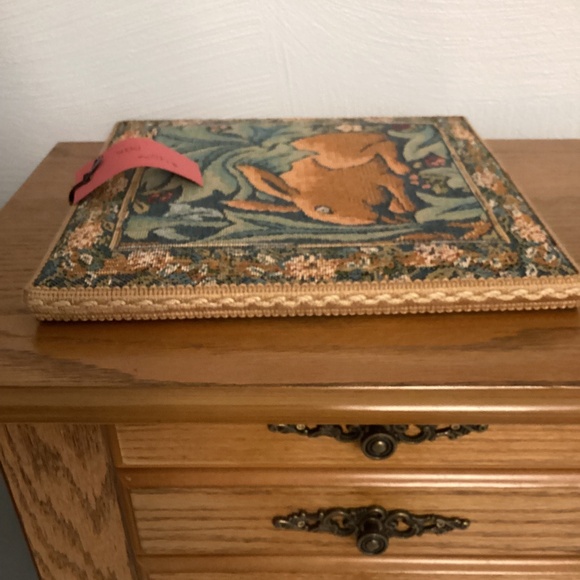 Vintage Historical Scotland Brer Rabbit Tapestry - Picture 4 of 7